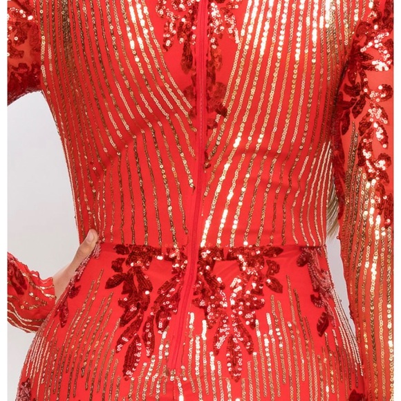 Clothes - Picture 6 of 7